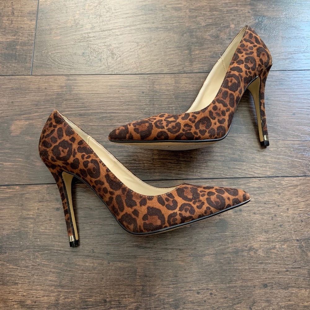 Kardashian Kollection Leopard print heels size 7